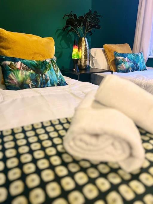 Canalside Terrace-Boutique Stay Worcester City 외부 사진